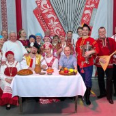 Участники концерта «Играй, гармонь!» по мотивам пьесы «Фёдор и Шура» Галины Сергеевой