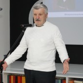 Олег Борисов