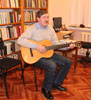 Лирично спел песню «Ностальгия» Евгений Шашурин.