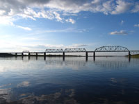 Железнодорожный мост через Малую Северную Двину. | Фото Д. Зонова.