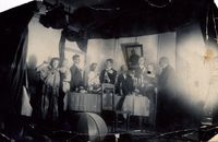 Сцена из спектакля «Женитьба Белугина»| Фото из фондов Котласского краеведческого музея. 1941 г.
